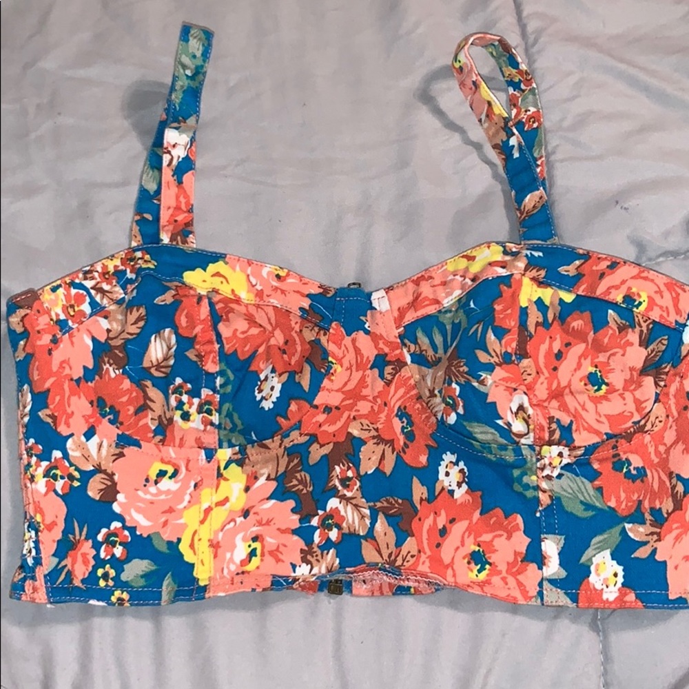 Floral bustier 🌻